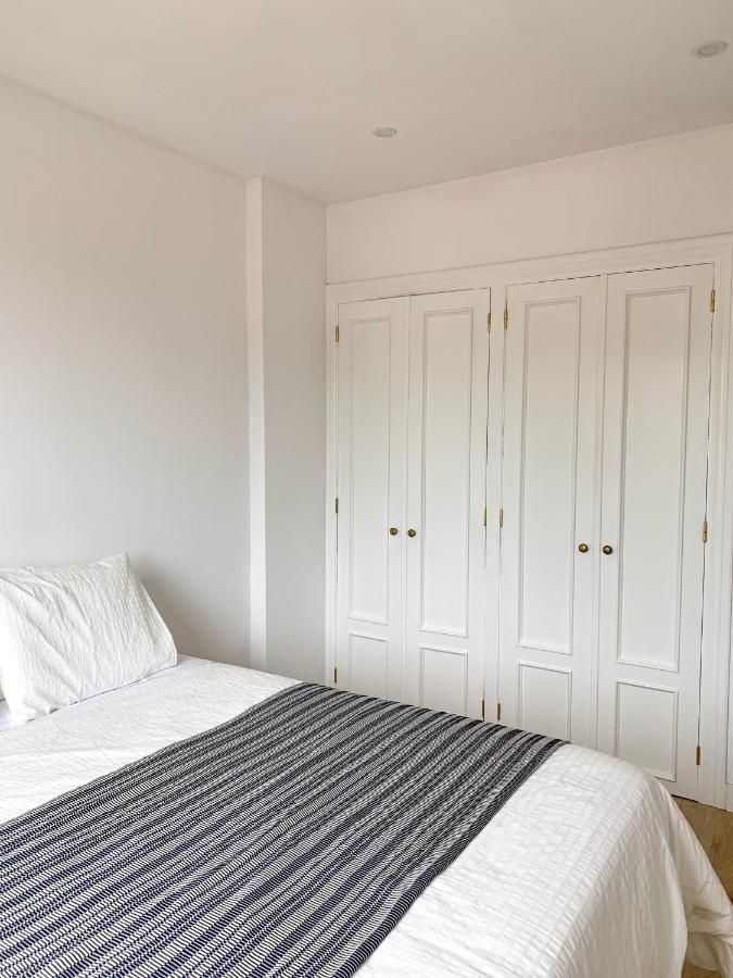 Acogedor Apartamento Con Terraza Y Parking Publico En Comillas Exterior foto